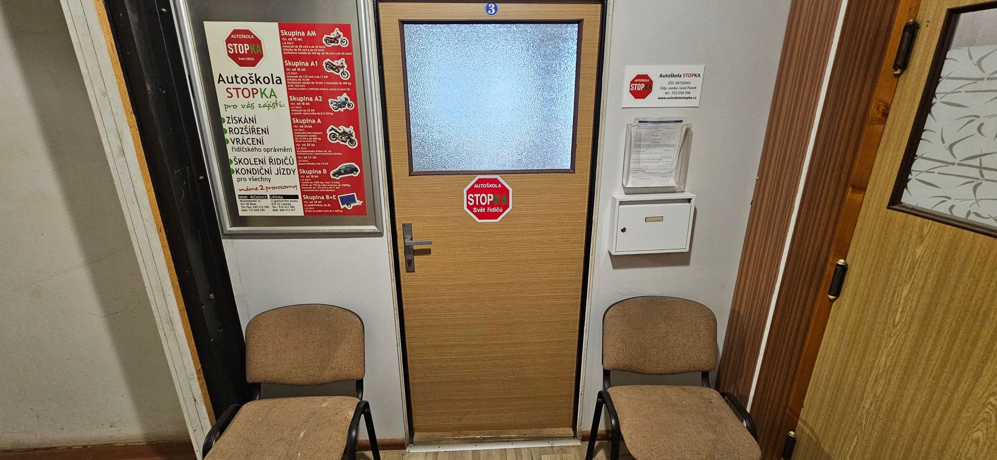 Vstup učebna Lipůvka